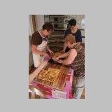 IMG_9449_Landfrauen_beim_Backen.JPG