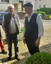 Roland Pfanzler bei einer Gruppenf�hrung